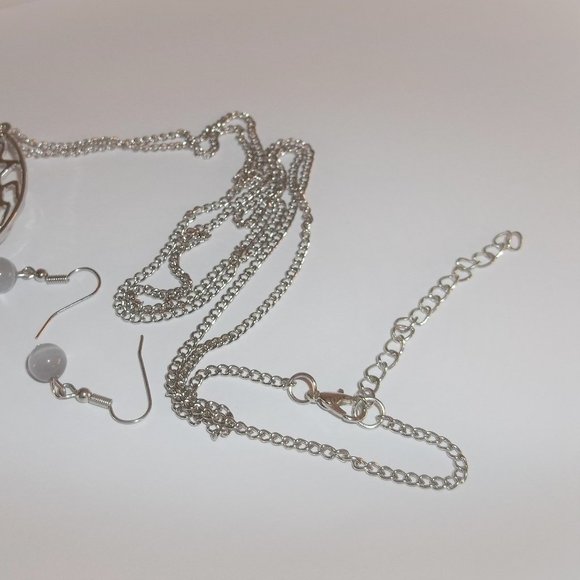 Gray and Silver Earring and Long Necklace Jewelry Coordinating Set Lot Pair A536 - Picture 7 of 8